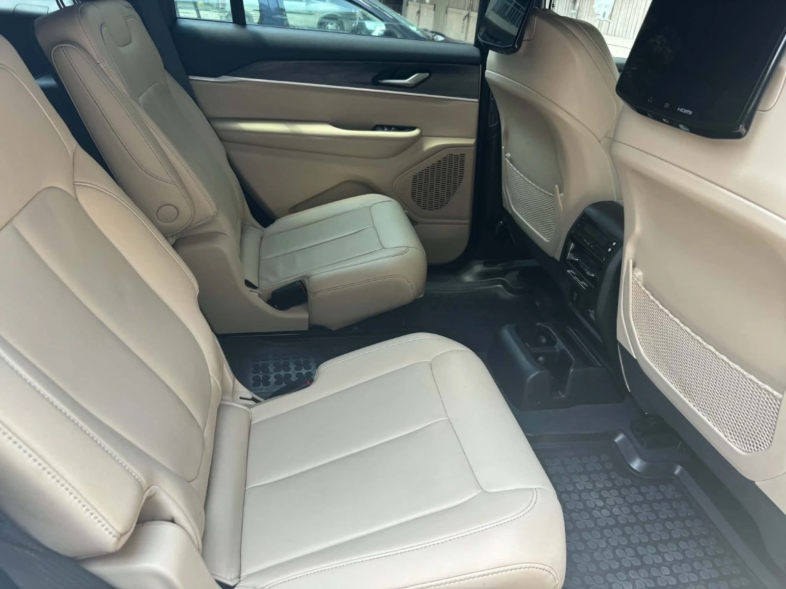 Jeep Grand cherokee 2023 JEEP GRAND CHEROKEE LIMITED 4X4, снимка 13 - Автомобили и джипове - 54962314