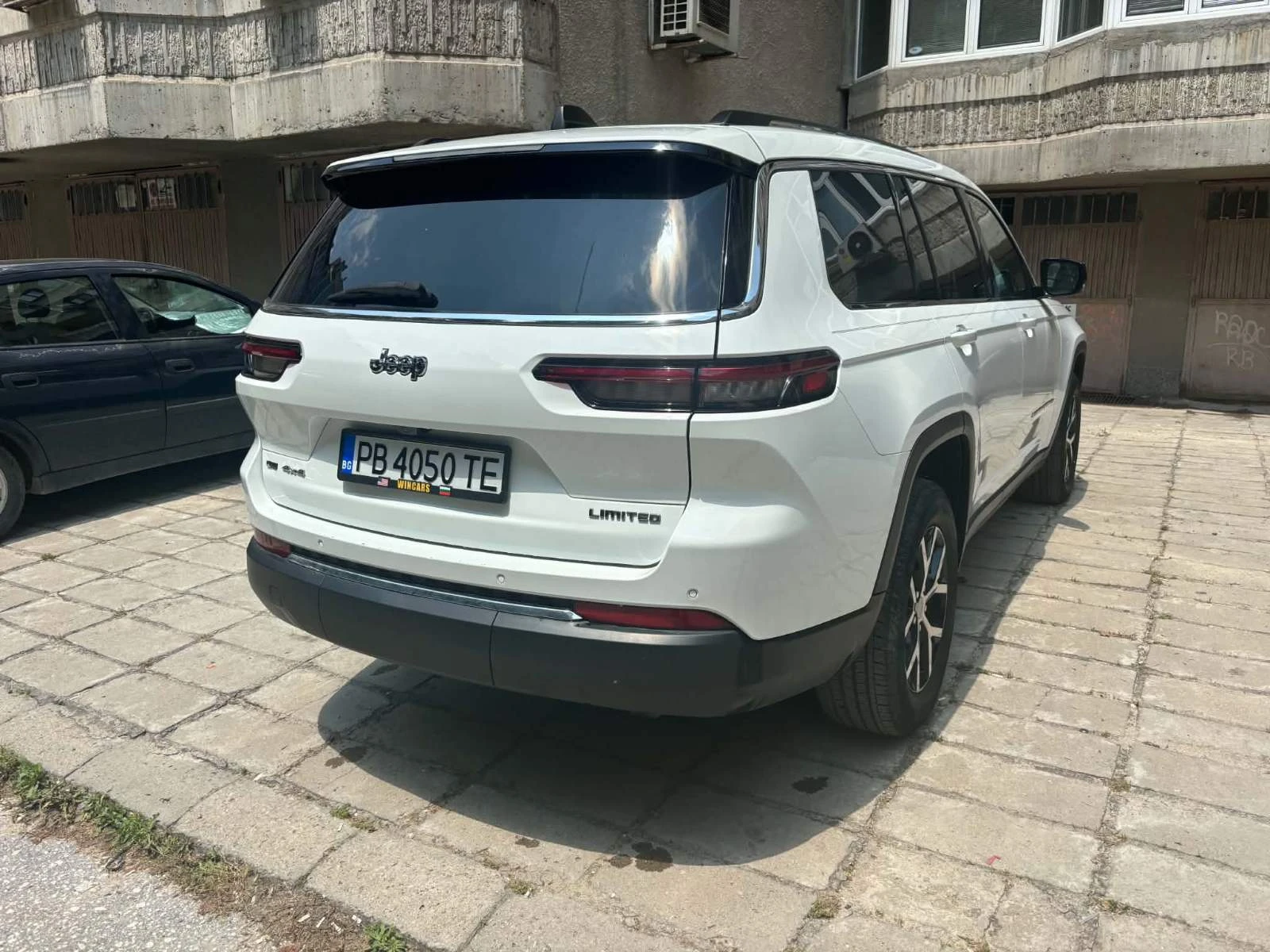 Jeep Grand cherokee 2023 JEEP GRAND CHEROKEE LIMITED 4X4, снимка 4 - Автомобили и джипове - 54962314