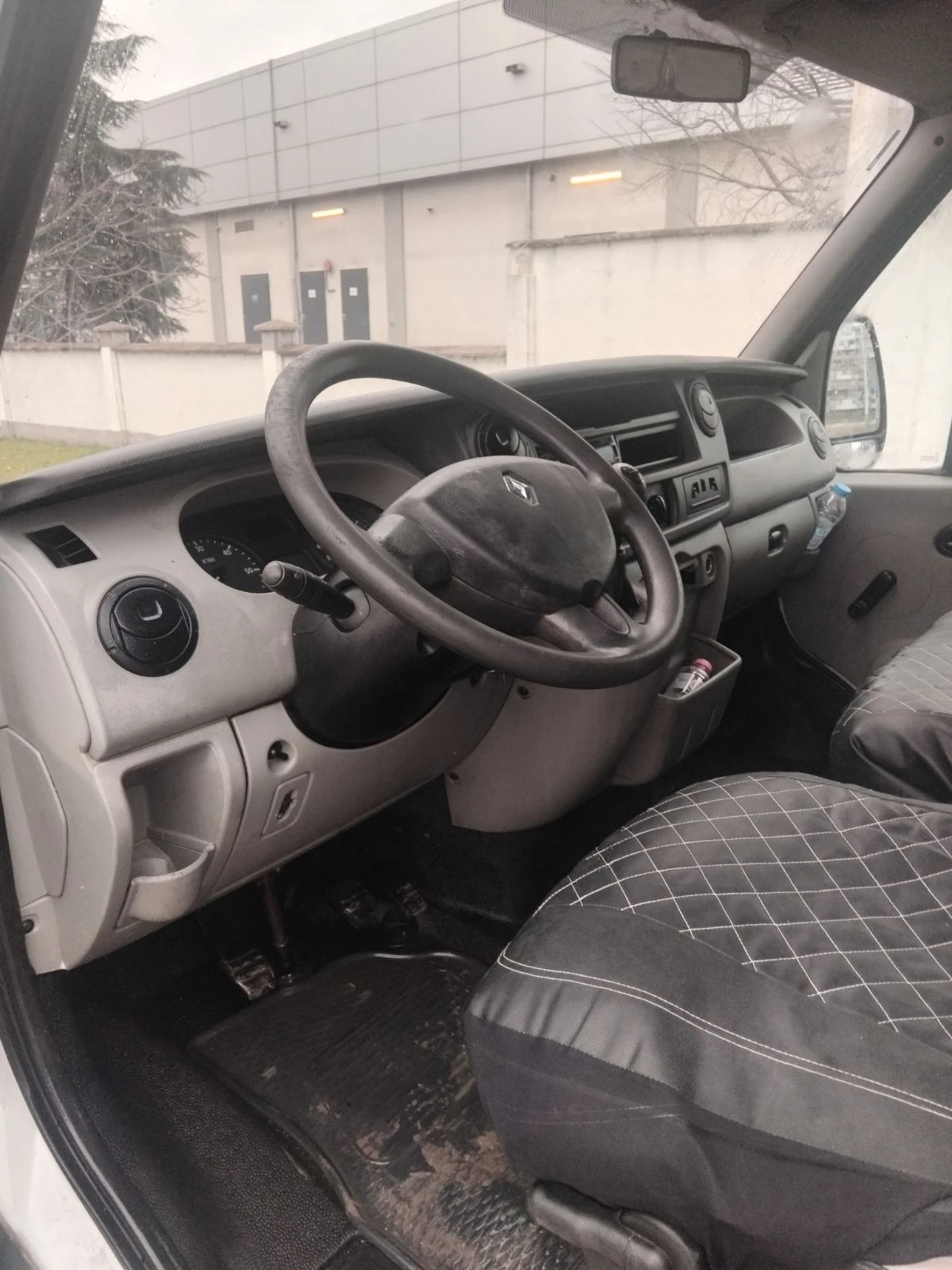 Renault Master 2.5TDI - изображение 7