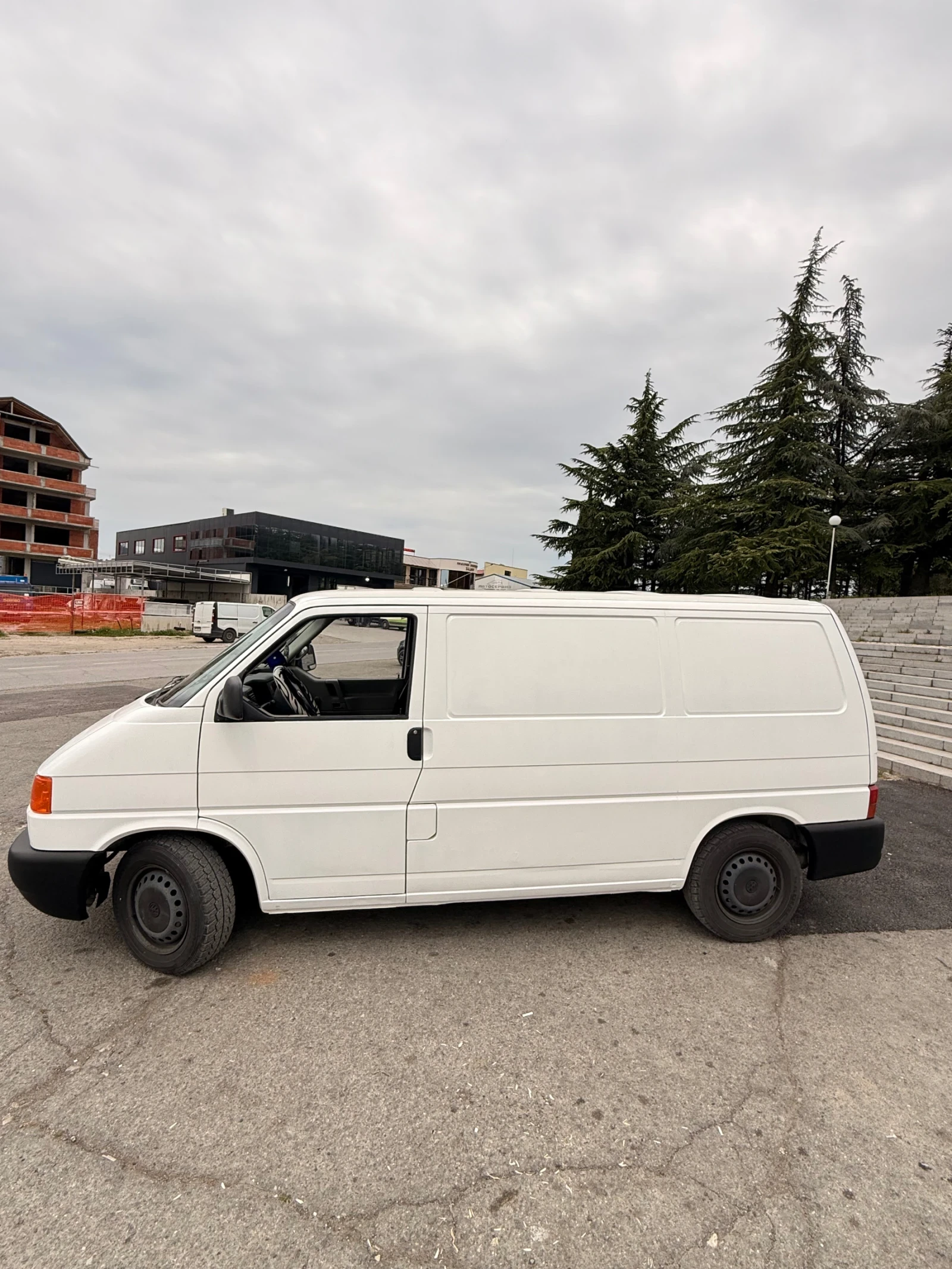 VW T4, снимка 4 - Бусове и автобуси - 54699525