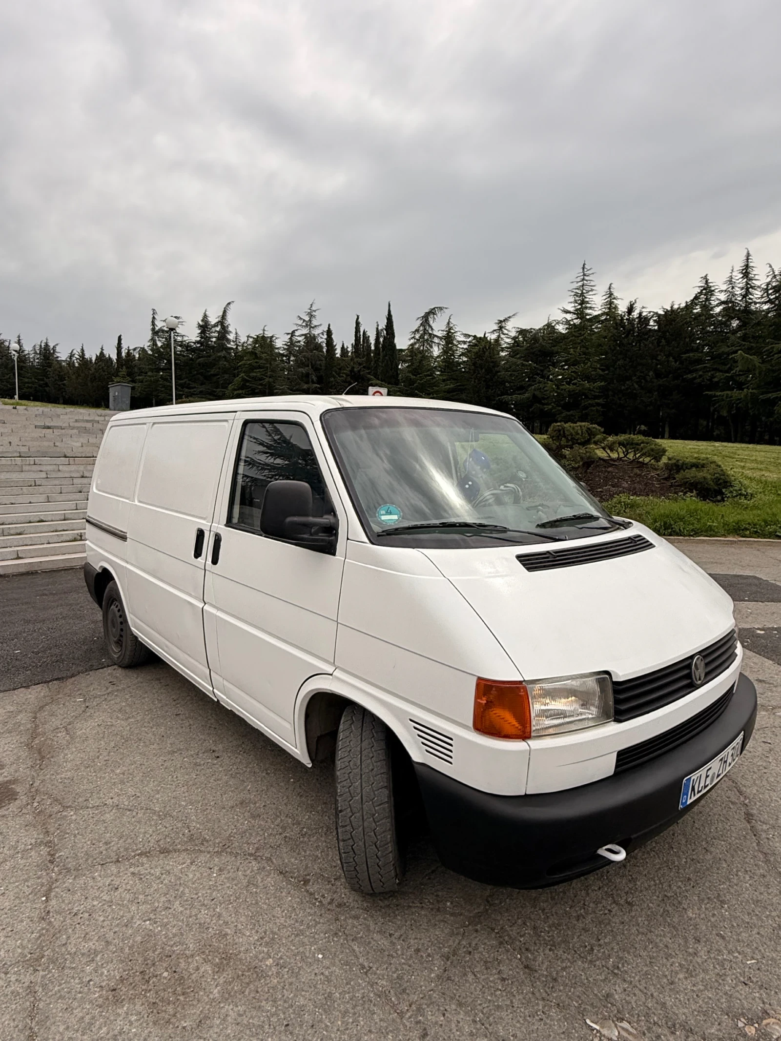 VW T4, снимка 2 - Бусове и автобуси - 54699525