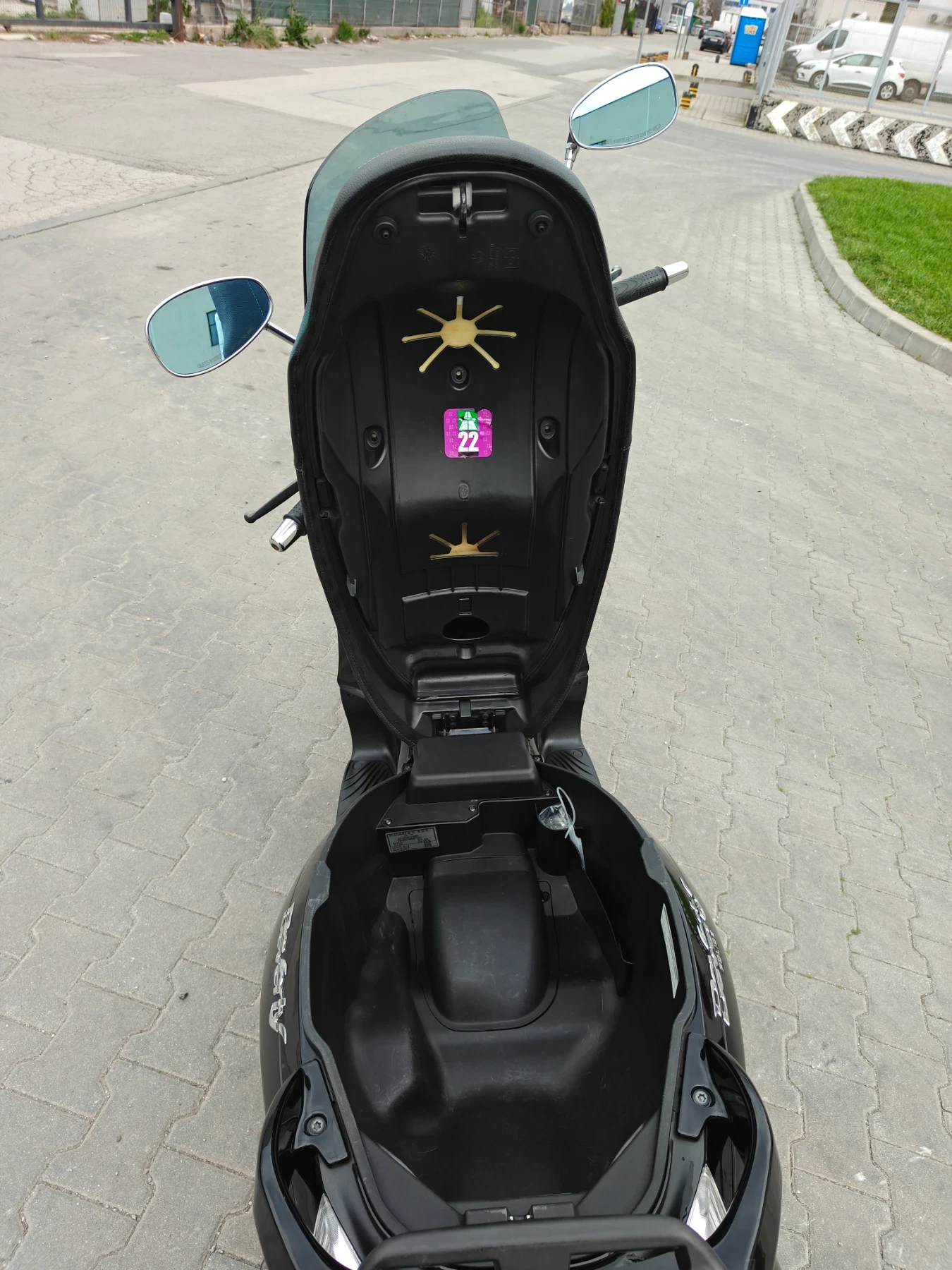 Piaggio Beverly 300 I.E. ABS/ASR TRACTION CONTROL LED | Mobile.bg � ����������� 6