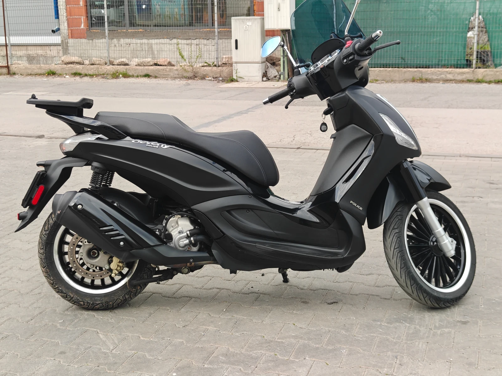 Piaggio Beverly 300 I.E. ABS/ASR TRACTION CONTROL LED | Mobile.bg � ����������� 4