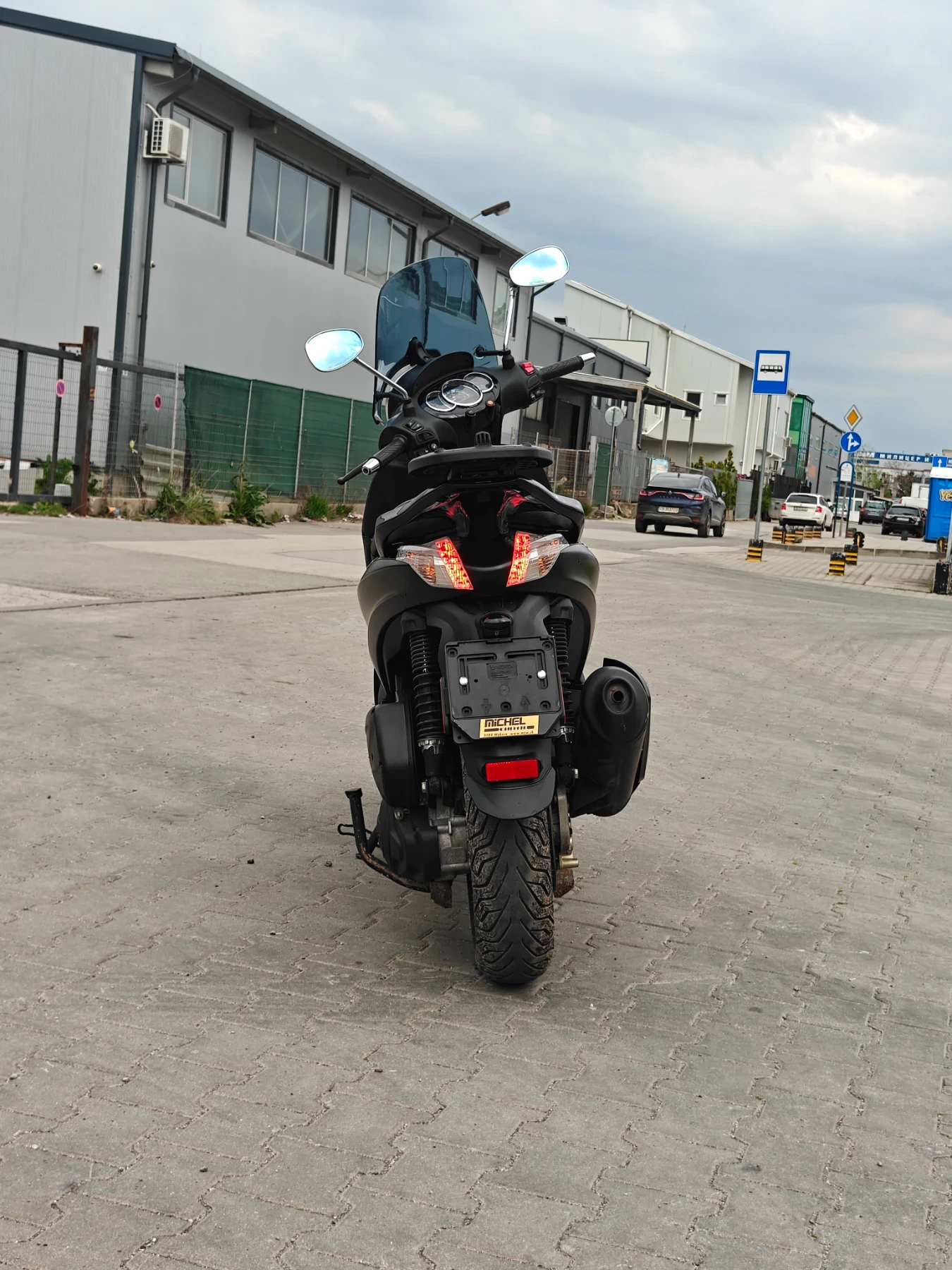 Piaggio Beverly 300 I.E. ABS/ASR TRACTION CONTROL LED | Mobile.bg � ����������� 3