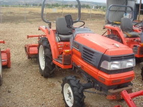 Обява за продажба на Трактор Kubota СКАЙТРАК ~13 лв. - изображение 1