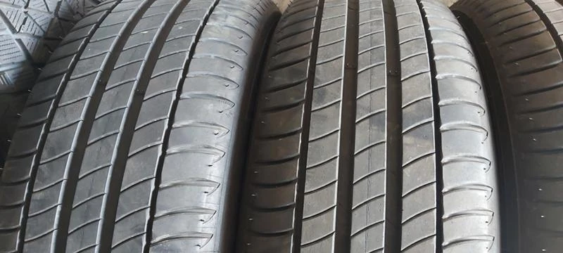 Гуми Летни 215/55R17, снимка 2 - Гуми и джанти - 30918132