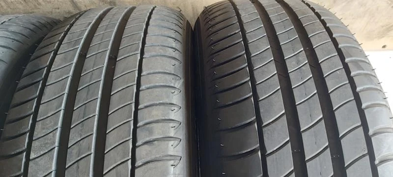 Гуми Летни 215/55R17, снимка 3 - Гуми и джанти - 30918132