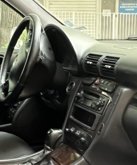 Mercedes-Benz C 220, снимка 2