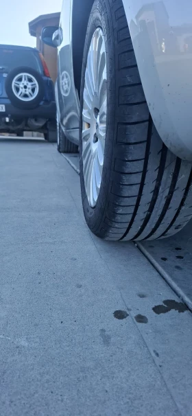 Обява за продажба на Ford Focus 09 5a 1.6tdci ~4 499 лв. - изображение 9 | Auto.bg Обява за продажба на Ford Focus 09 5a 1.6tdci ~4 499 лв. - изображение 9