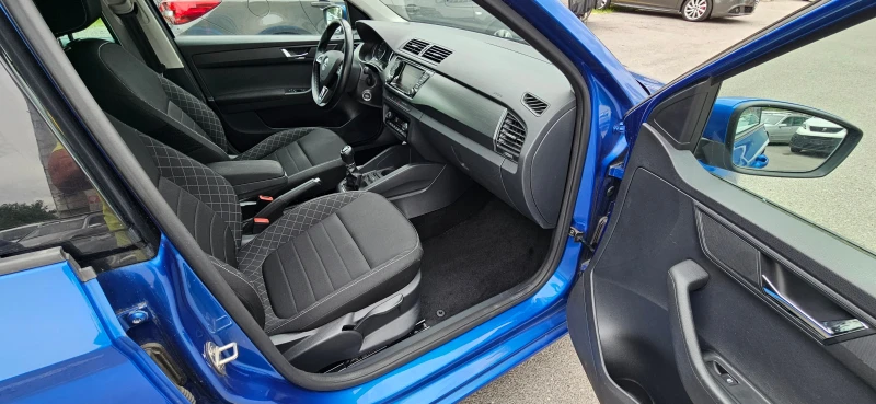 Skoda Fabia 1.4TDI Style, снимка 6 - Автомобили и джипове - 42373824