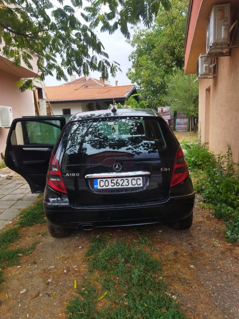 Mercedes-Benz A 180, снимка 5 - Автомобили и джипове - 47074857