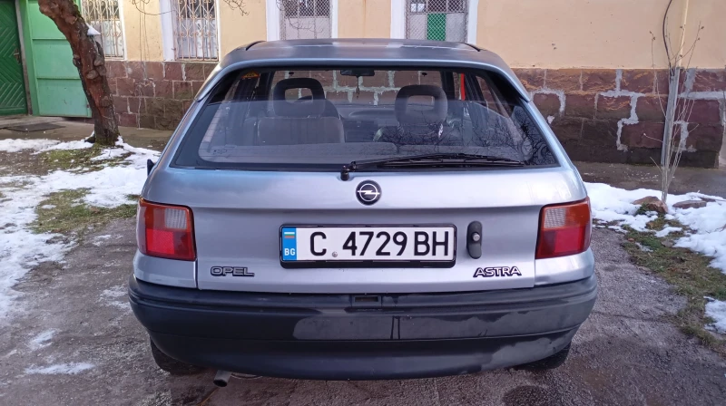 Opel Astra, снимка 4 - Автомобили и джипове - 48506687