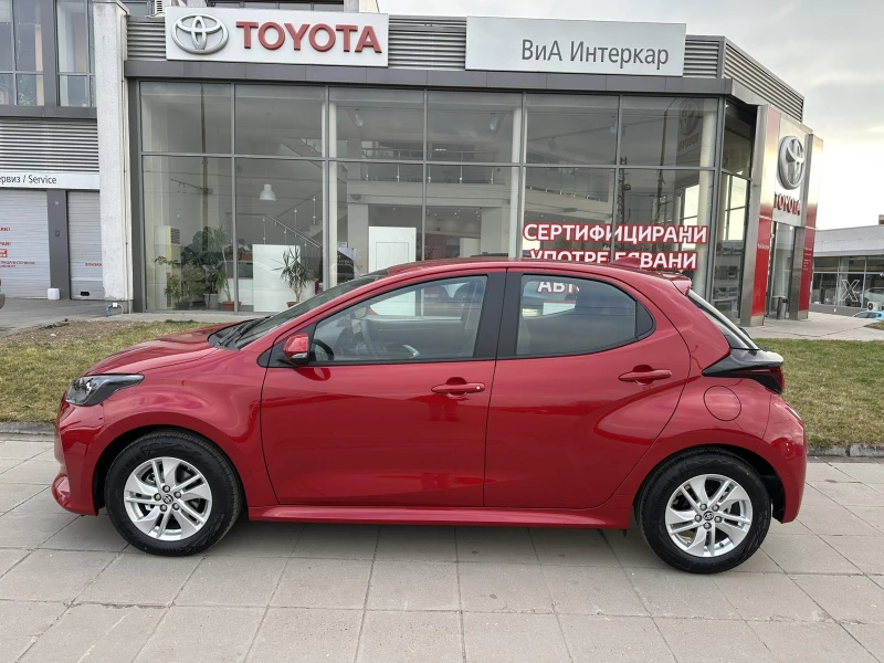 Toyota Yaris 1.5 CVT Chic, снимка 5 - Автомобили и джипове - 49116068