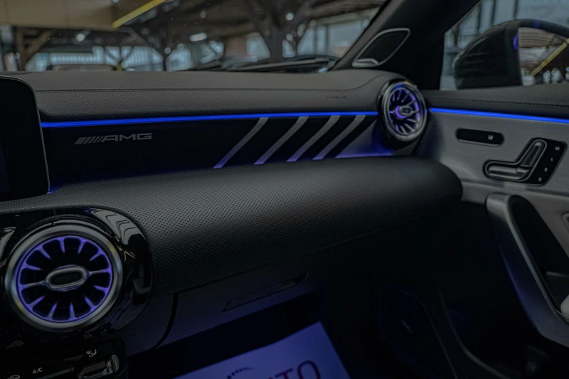 Mercedes-Benz CLA 45 AMG Magno/4Matic+ /Burmester/Ambient/Dynamic+ /Pano/Ка, снимка 9 - Автомобили и джипове - 51937608