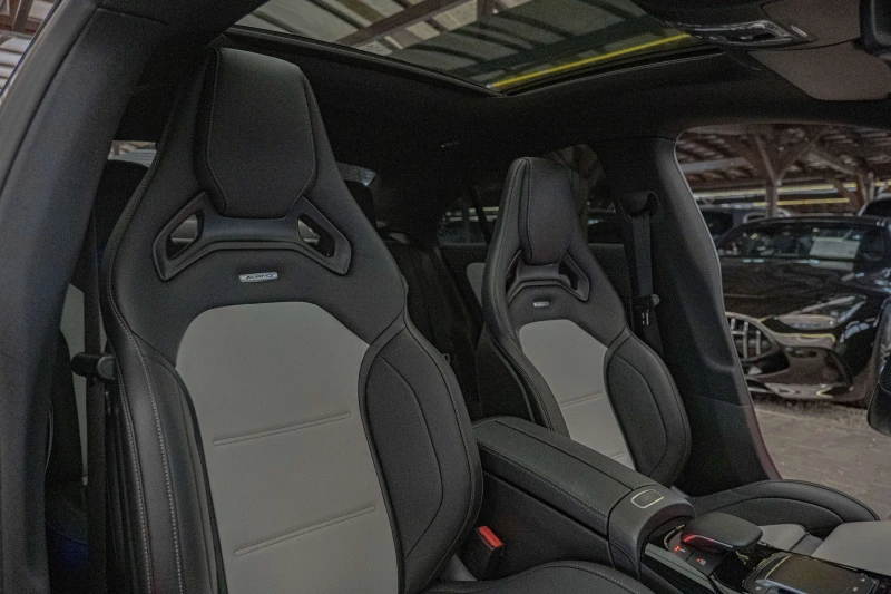 Mercedes-Benz CLA 45 AMG Magno/4Matic+ /Burmester/Ambient/Dynamic+ /Pano/Ка, снимка 11 - Автомобили и джипове - 51937608