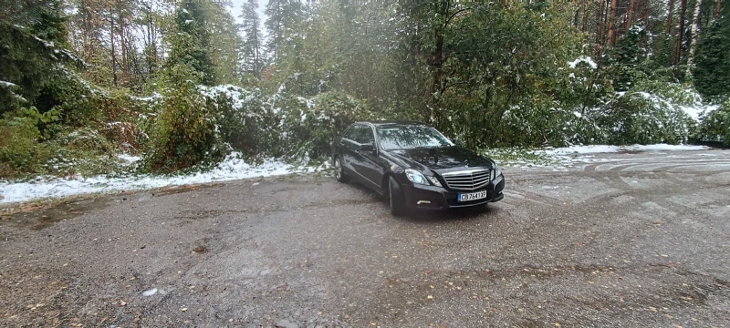 Mercedes-Benz E 220 2.2CDI, снимка 12 - Автомобили и джипове - 52368803