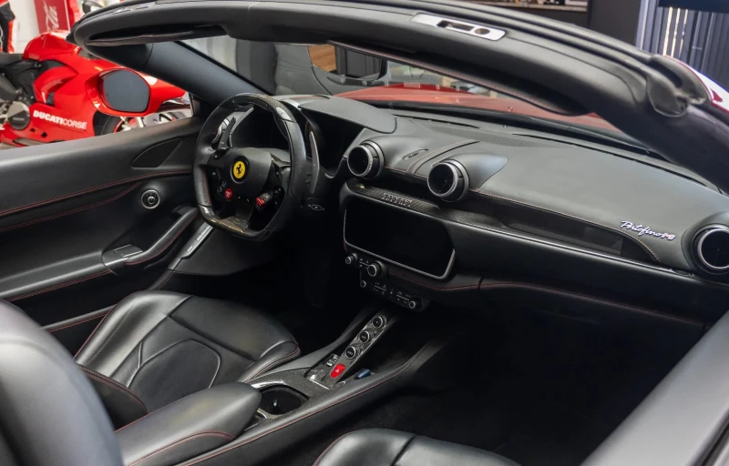 Ferrari Portofino M, снимка 8 - Автомобили и джипове - 52066527