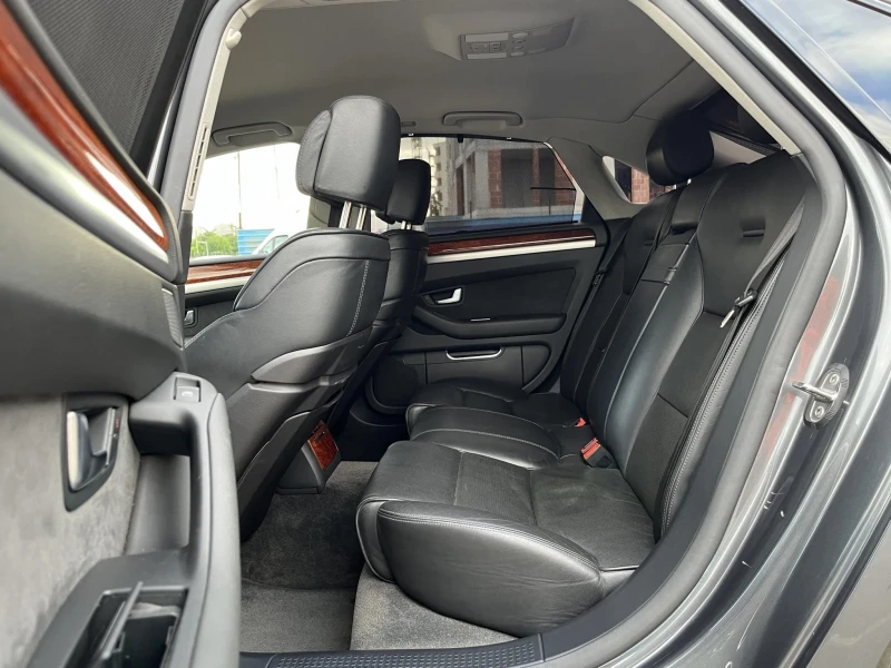 Audi A8, снимка 8 - Автомобили и джипове - 52277445