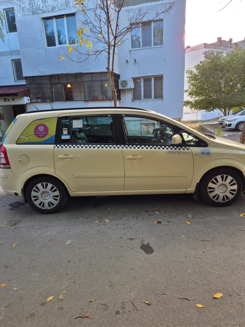 Opel Zafira 1.6CNG, снимка 3 - Автомобили и джипове - 52804854