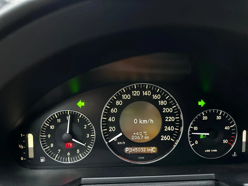 Mercedes-Benz E 280 E 280 CDI Elegance , снимка 6 - Автомобили и джипове - 52657159