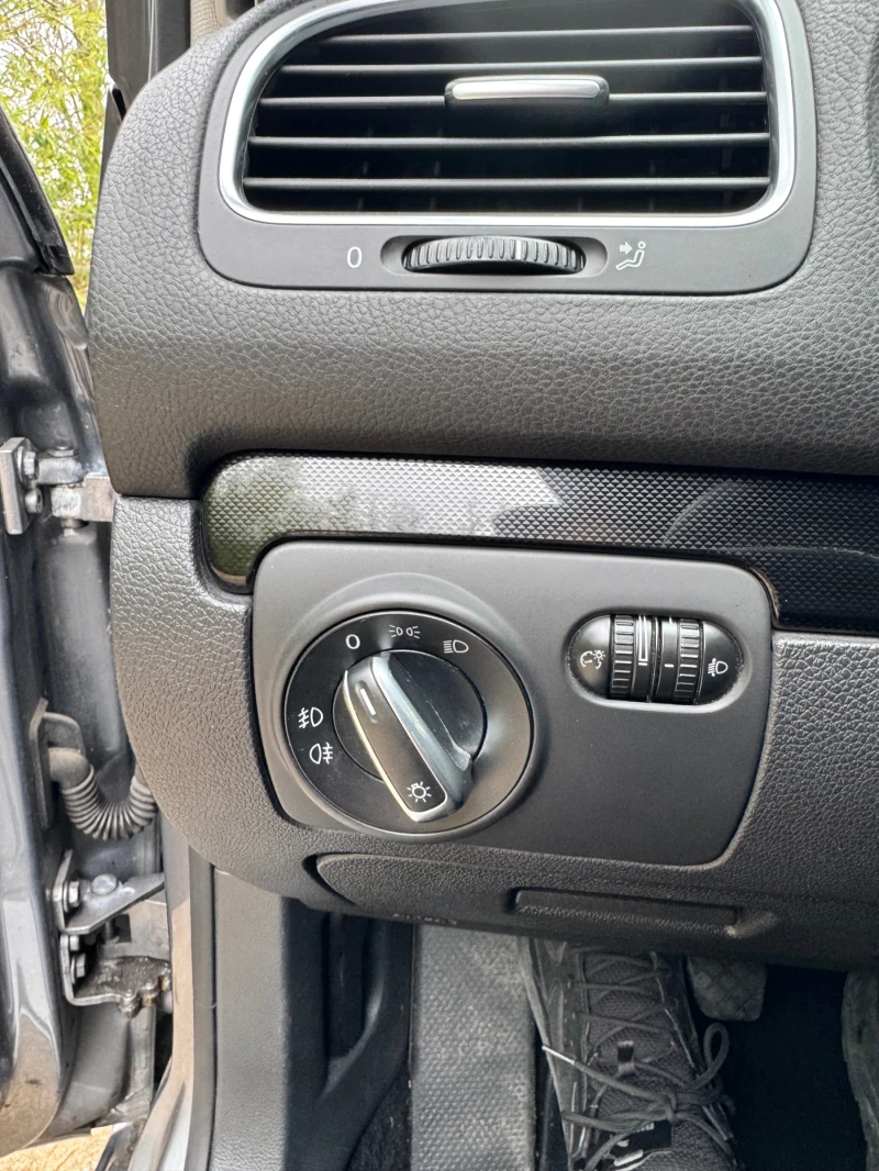 VW Golf, снимка 15 - Автомобили и джипове - 53429865