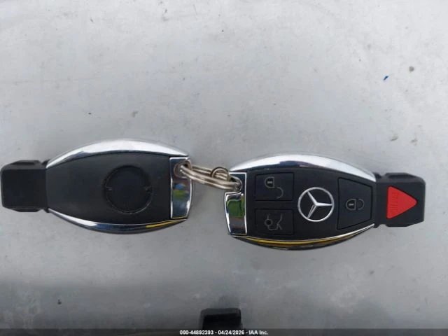 Mercedes-Benz E 63 AMG * S* 4MATIC* КОЖА* ПОДГРЕВ* ШИБИДАХ* , снимка 10 - Автомобили и джипове - 54599593