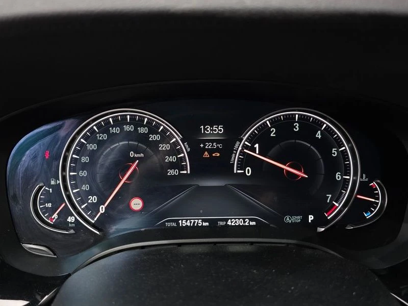 BMW 540 540i xDrive M Sport Plus| 335к.с.| ВКЛ.ТЕХНОТЕСТ, снимка 8 - Автомобили и джипове - 55441560