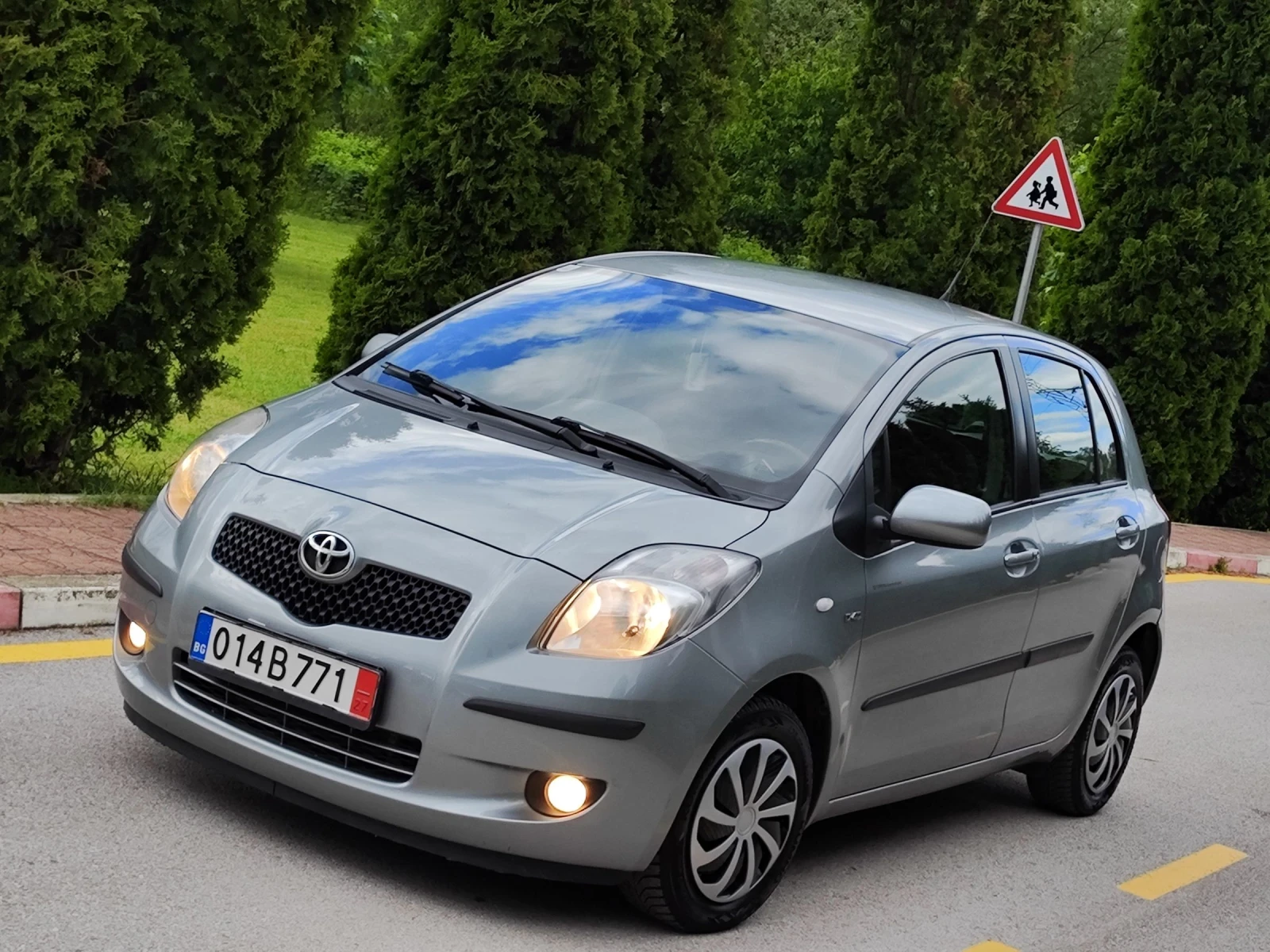 Toyota Yaris 1.4D4D(90)* FACELIFT* КЛИМАТРОНИК* НОВ ВНОС*  - изображение 2