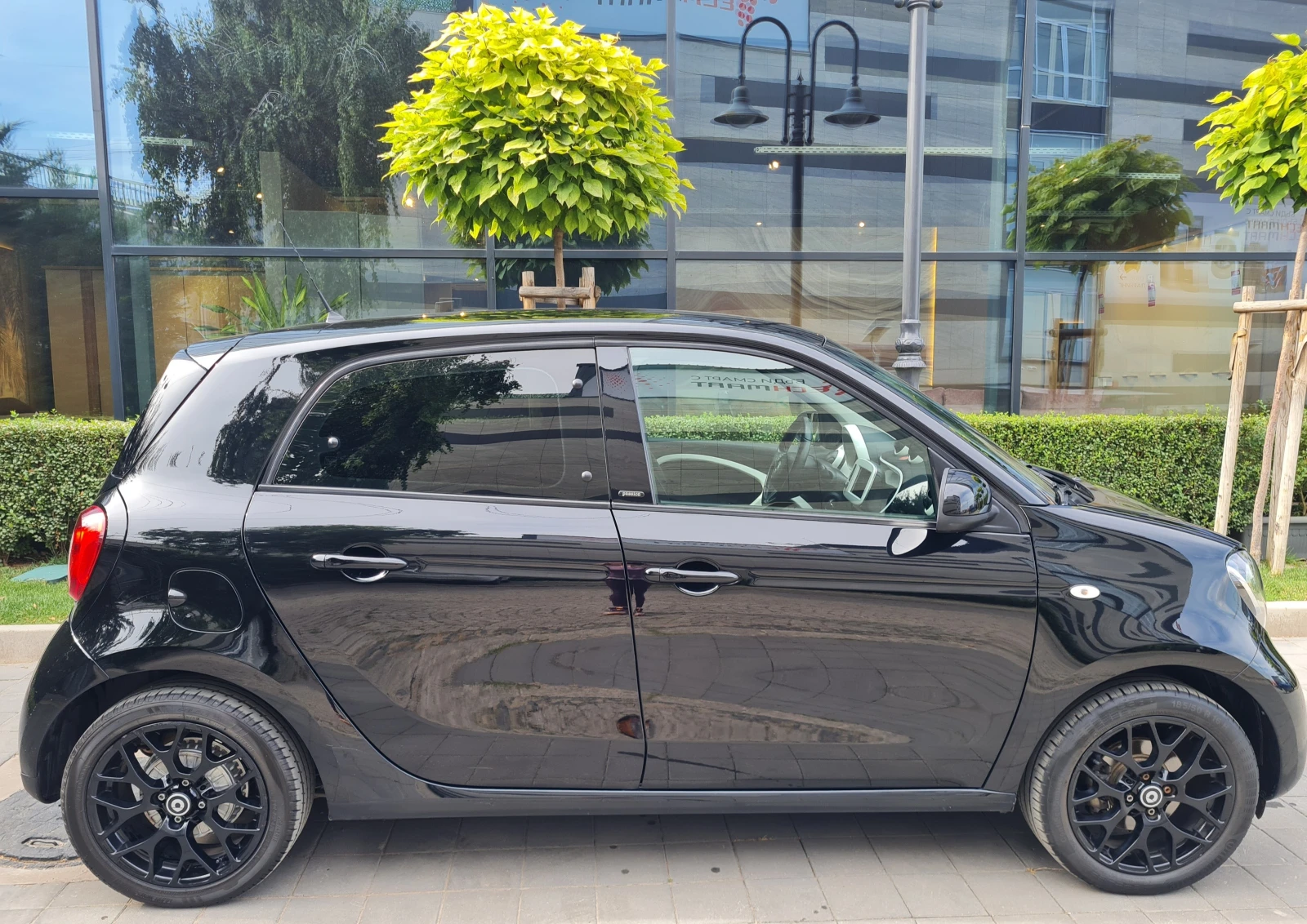 Smart Forfour 90к.с. SPORT Brabus turbo - изображение 5