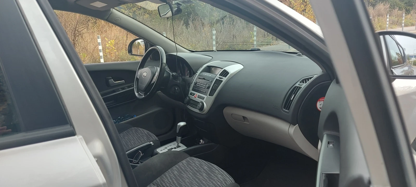 Kia Ceed 2.0 / 143  /  / LPG  | Mobile.bg   12