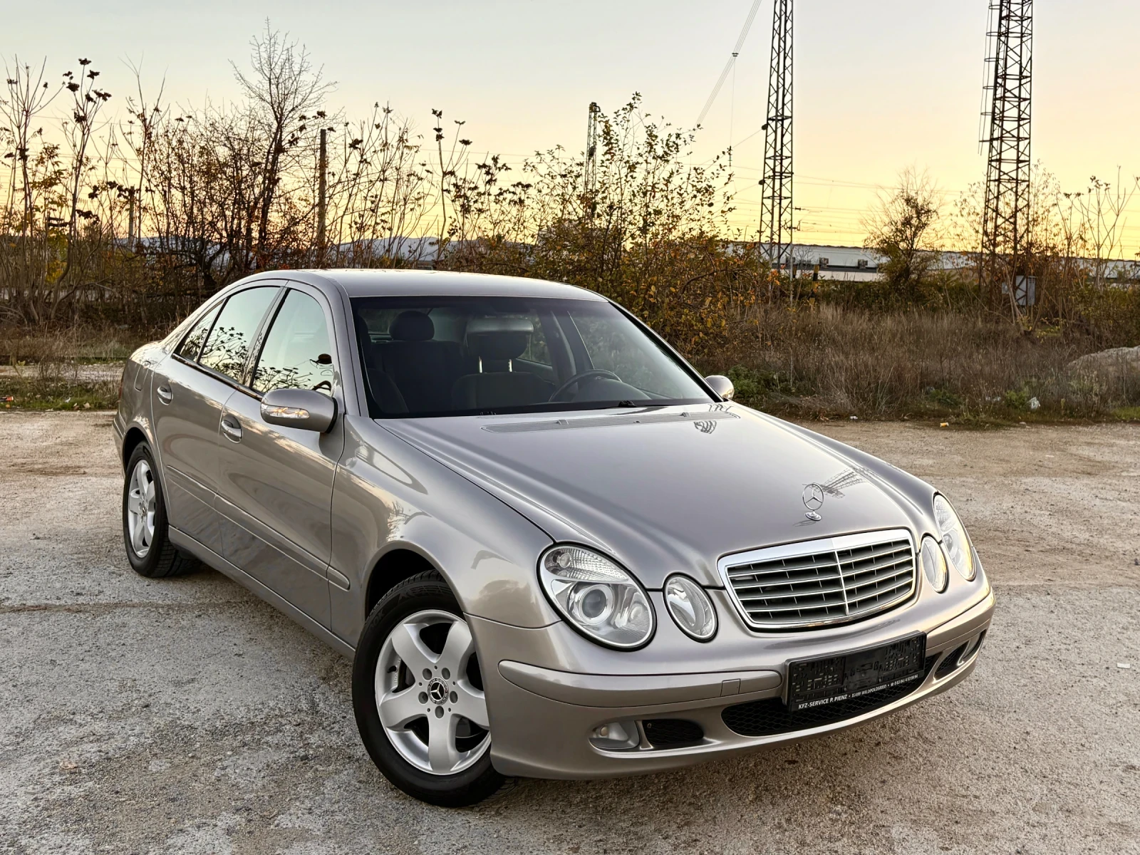 Mercedes-Benz E 200 2.2CDI  164 000*  *  | Mobile.bg   2