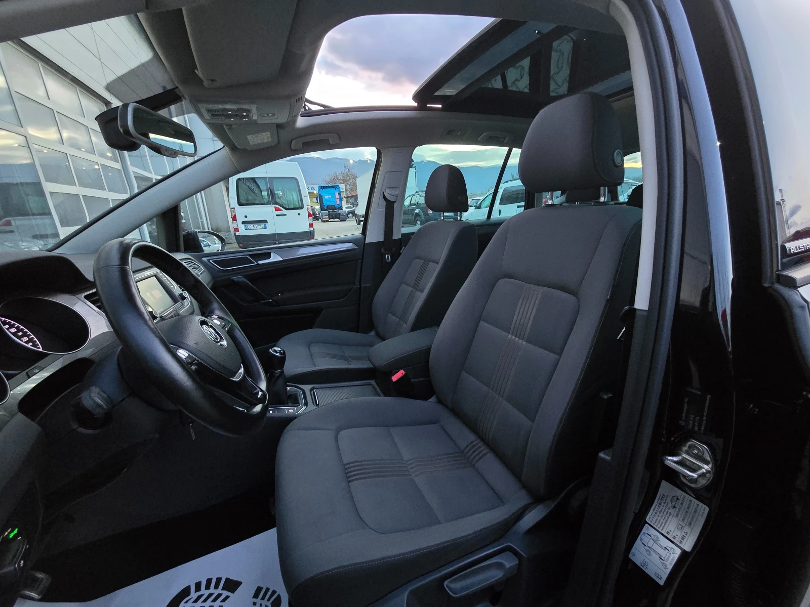 VW Sportsvan 2.0 TDi* ALLSTAR* KAMERA* PANORAMA* DISTRONIC*  | Mobile.bg � ����������� 11