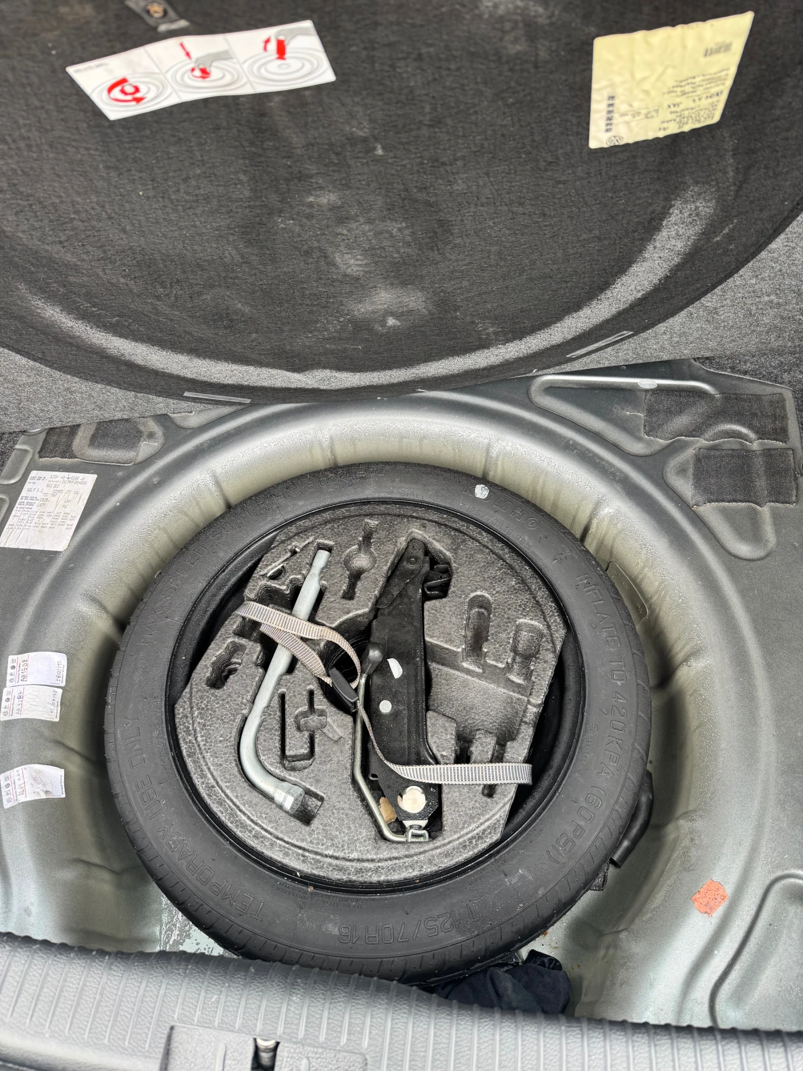 VW Golf  - изображение 9