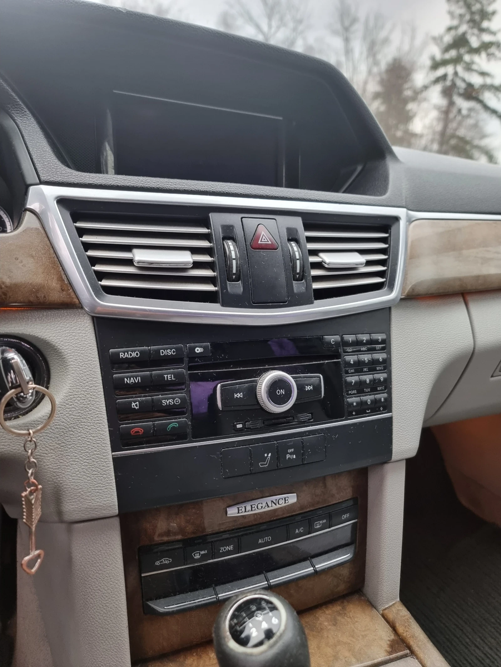 Mercedes-Benz E 220 Blueefficiency  - изображение 10