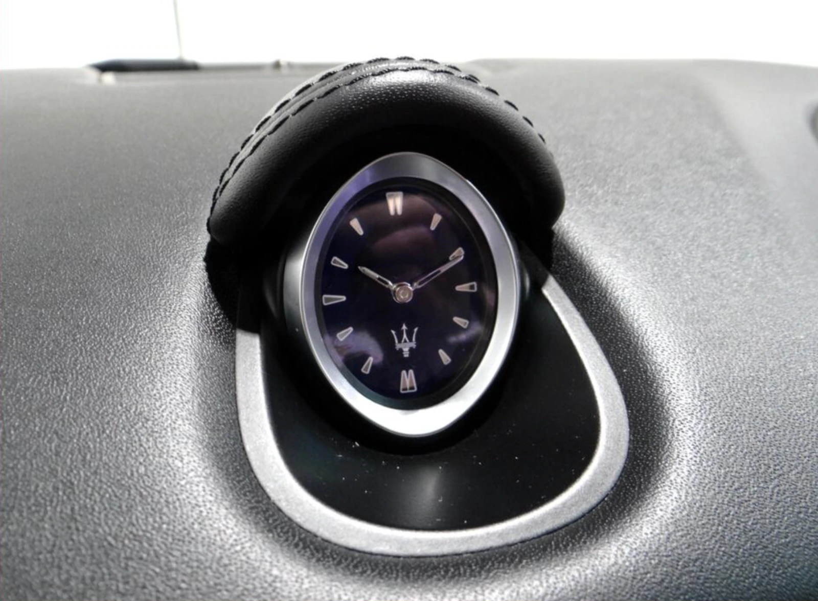 Maserati Ghibli RWD / 3.0 Bi-Turbo V6 / ���� | Mobile.bg � ����������� 11