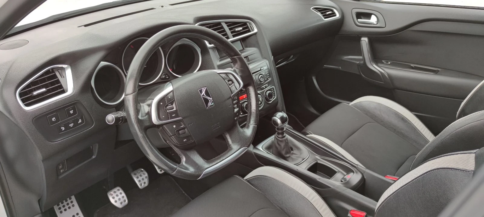 Citroen DS4 1.6HDI  - изображение 9