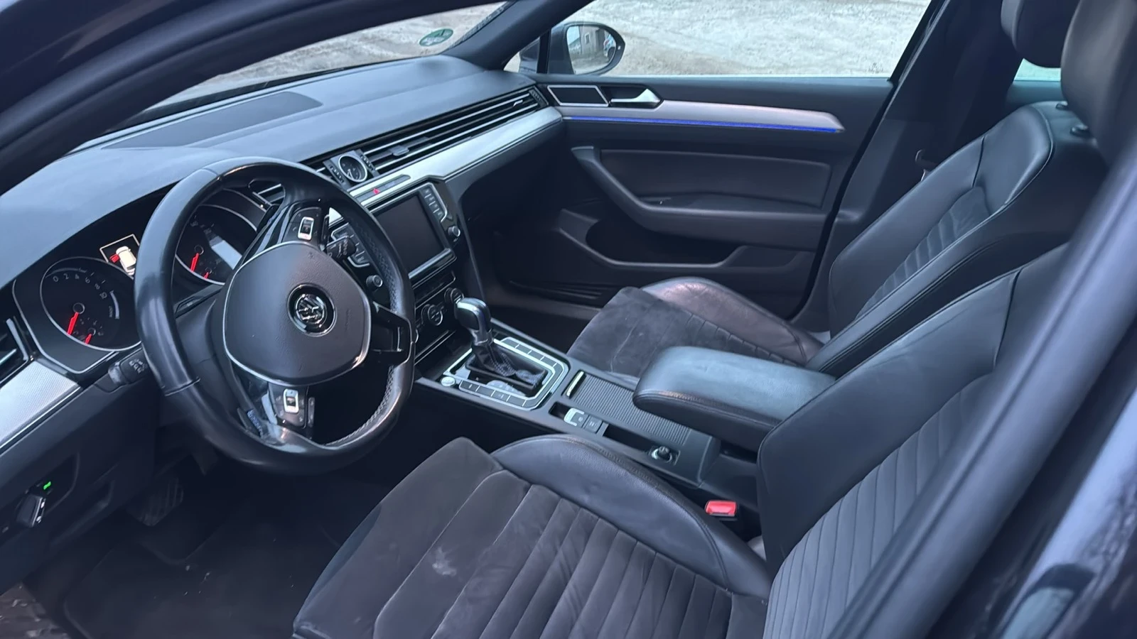 VW Passat B8 , снимка 3 - Автомобили и джипове - 54084728