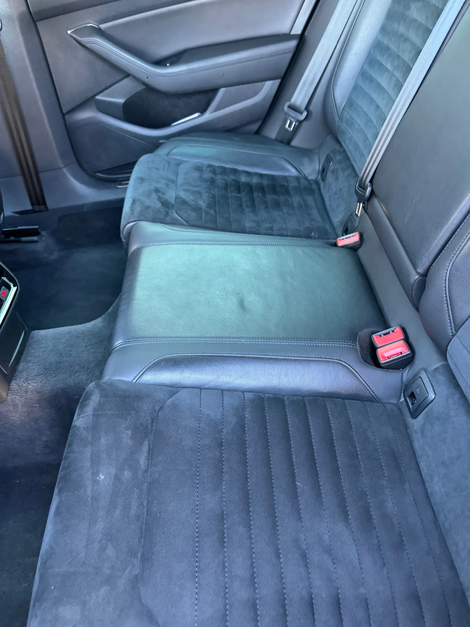 VW Passat B8 , снимка 4 - Автомобили и джипове - 54084728