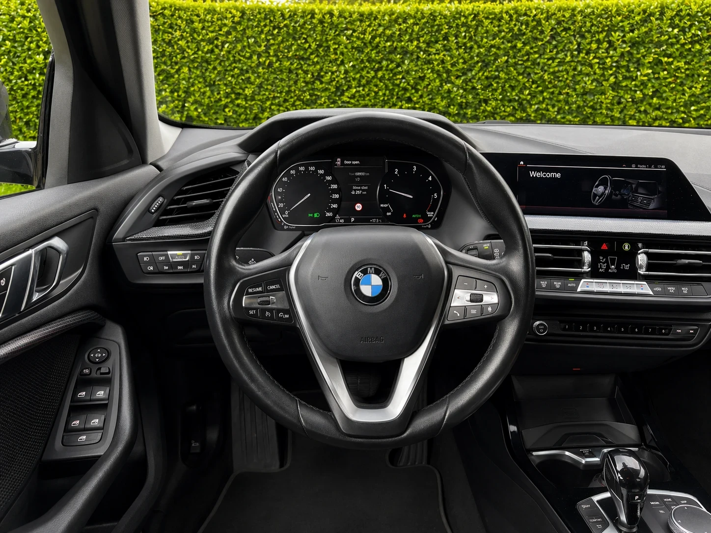 BMW 116 M SPORT, снимка 5 - Автомобили и джипове - 54320913