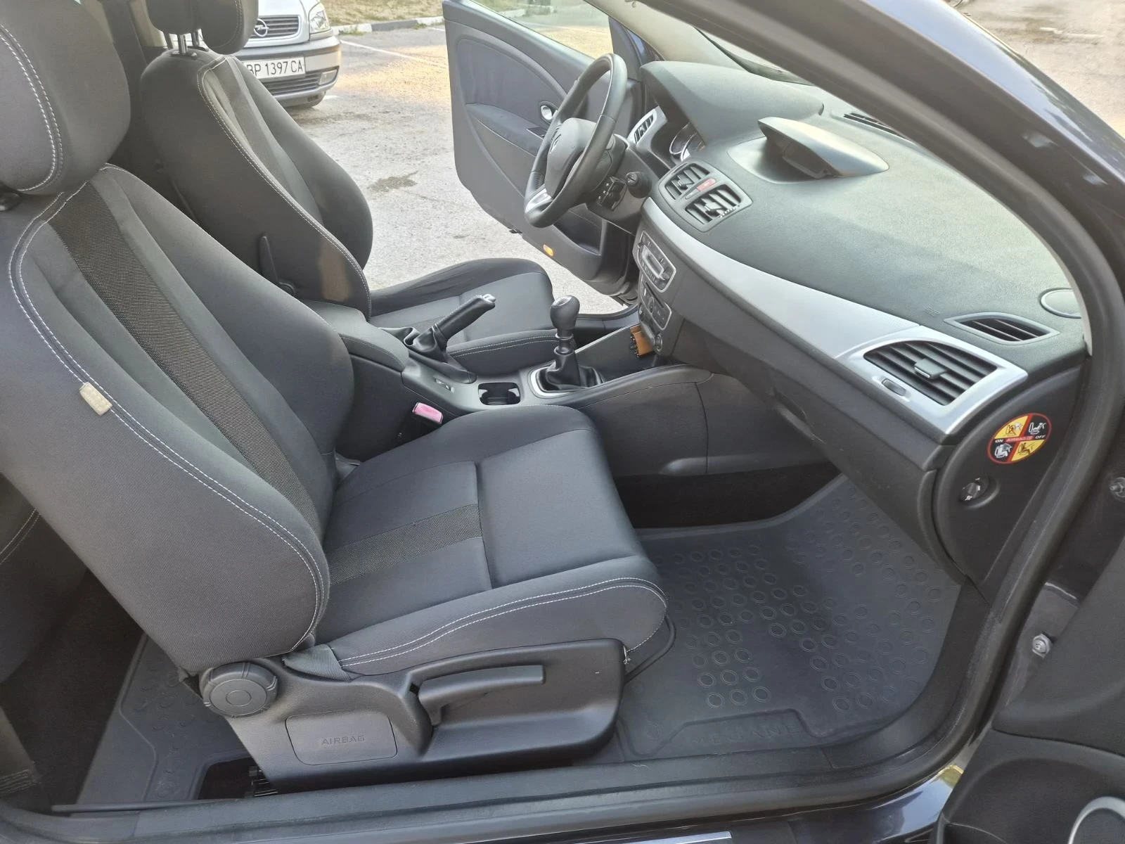 Renault Megane Coupe | Mobile.bg � ����������� 13