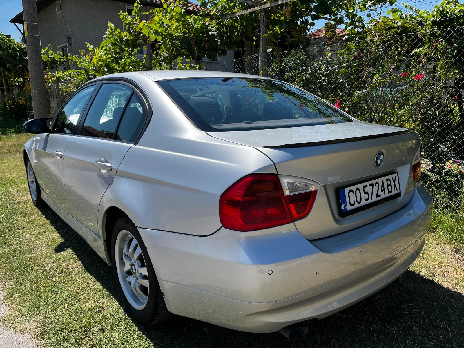 BMW 318, снимка 2 - Автомобили и джипове - 55625272