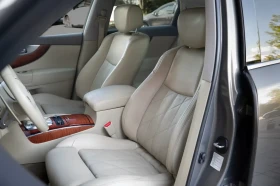 Infiniti QX70 3.0dS * ЕДИН СОБСТВЕНИК * РЕАЛЕН ПРОБЕГ, снимка 8