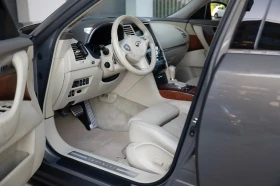 Infiniti QX70 3.0dS * ЕДИН СОБСТВЕНИК * РЕАЛЕН ПРОБЕГ, снимка 7