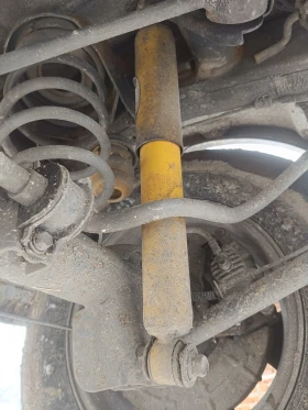 Kia Sorento 2.5 140 2 бр със двете положения всичко налично, снимка 11 - Автомобили и джипове - 53333047