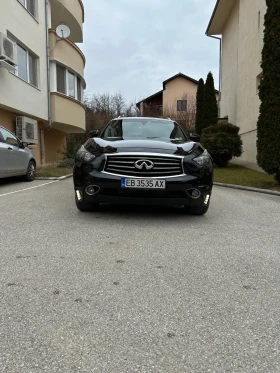 Infiniti QX70 S 4x4 - 13800 € / 26990.45 лв. - 51836438 2