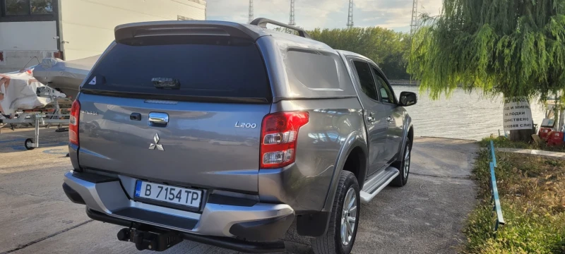 Mitsubishi L200 L200, снимка 9 - Автомобили и джипове - 47391765