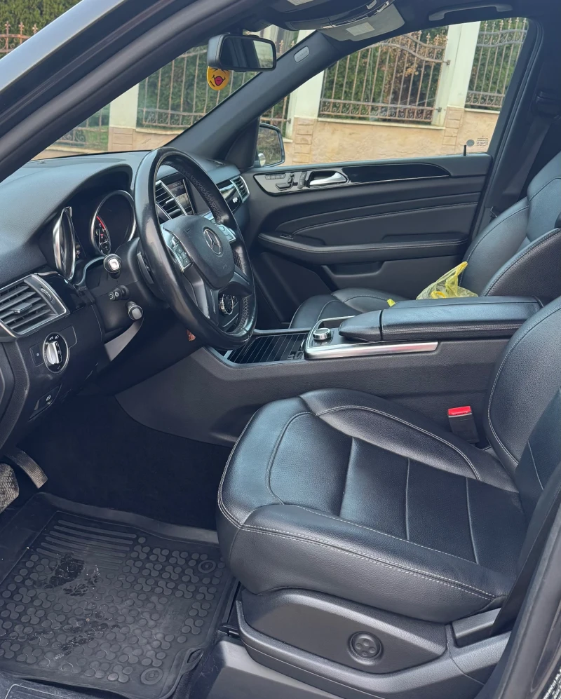 Mercedes-Benz ML 350 Ml 350 AMG designo, снимка 9 - Автомобили и джипове - 52967859