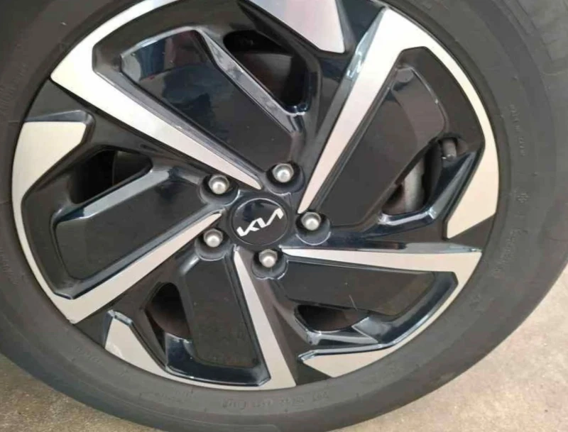 Kia Sportage Active Hybrid 1, 6 T-GDI 169KW.KAMERA.LED.NAVI, снимка 4 - Автомобили и джипове - 52749251