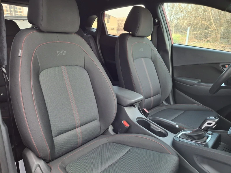 Hyundai Kona 1.6 GDI Turbo N-Line, снимка 16 - Автомобили и джипове - 52804071