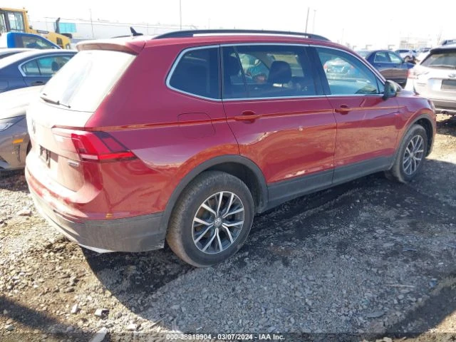 VW Tiguan 2.0T SEL R-LINE, снимка 8 - Автомобили и джипове - 47544135